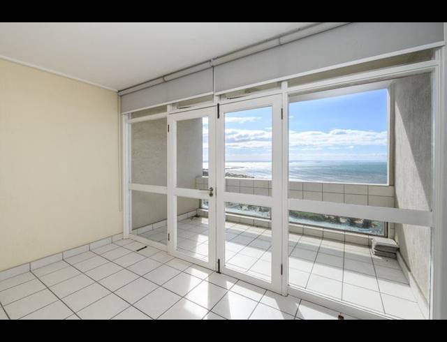 3 BEDROOM APARTMENT FOR SALE IN HUMEWOOD